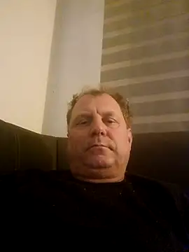 Demik71 online show from February 2026 09:12:02 PM