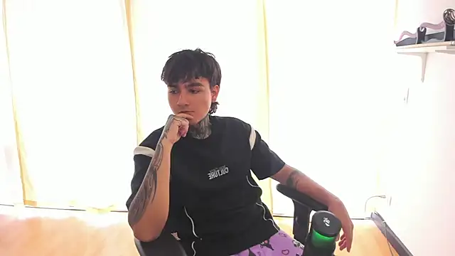 Snapshot of Your_Tao chatting on February 2026 03:17:02 PM Your Tao online show from February 2026 03:17:02 PM