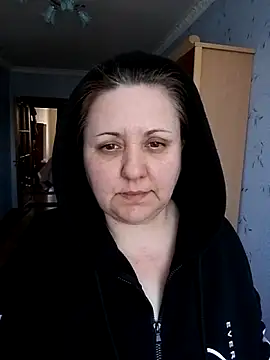 LockyCharm111 online show from February 2026 06:53:01 AM