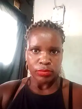 MrsTrina online show from February 2026 02:35:01 PM