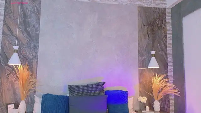 Hannah-Prada online show from March 2026 11:36:01 AM