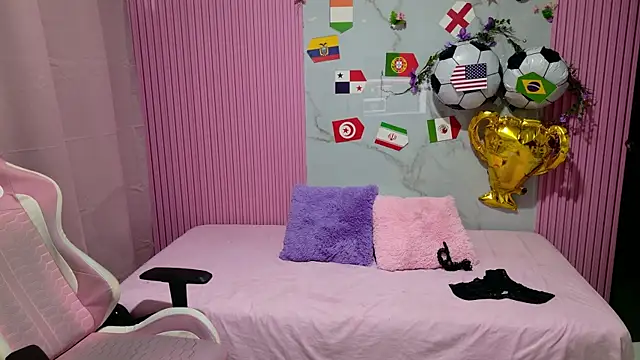 Sophie19   online show from July 2026 12:24:02 PM