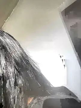 Snapshot of Lucy_strong1 chatting on February 2026 01:07:01 PM Lucy strong1 online show from February 2026 01:07:01 PM