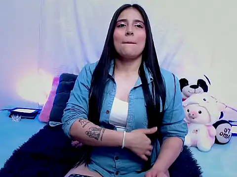 Snapshot of CristalSmithh chatting on February 2026 04:19:02 AM CristalSmithh online show from February 2026 04:19:02 AM