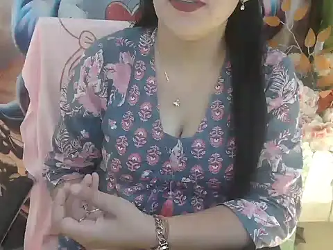 Snapshot of _chitranshi chatting on May 2026 05:03:01 AM chitranshi online show from May 2026 05:03:01 AM