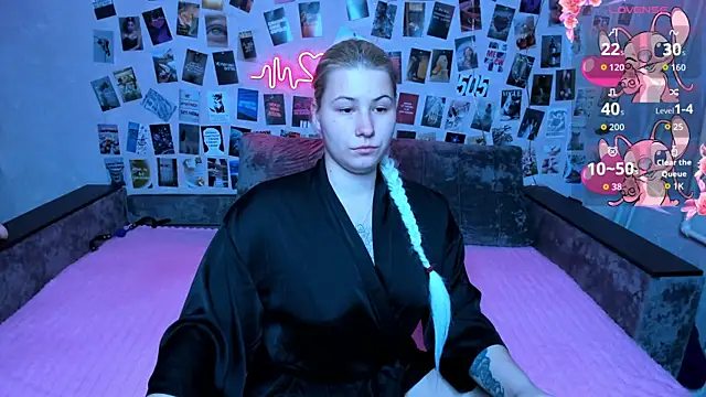 x Ulya1cutex online show from April 2026 04:18:01 PM