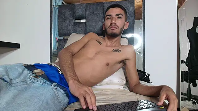 Snapshot of Noah-JONES chatting on February 2026 03:29:02 AM Noah-JONES online show from February 2026 03:29:02 AM