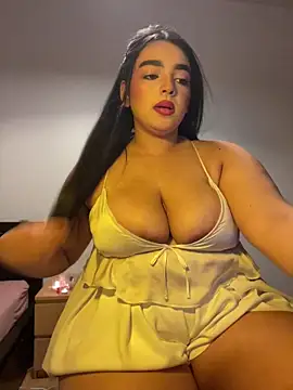 Snapshot of Mayaslow chatting on June 2026 06:24:02 PM Mayaslow online show from June 2026 06:24:02 PM