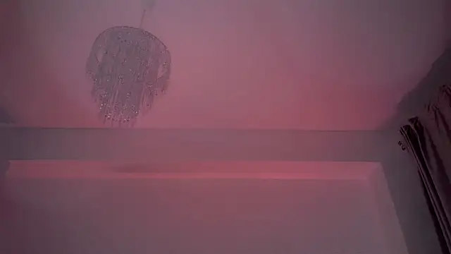 Snapshot of ElenaVoss chatting on February 2026 07:00:02 PM ElenaVoss online show from February 2026 07:00:02 PM