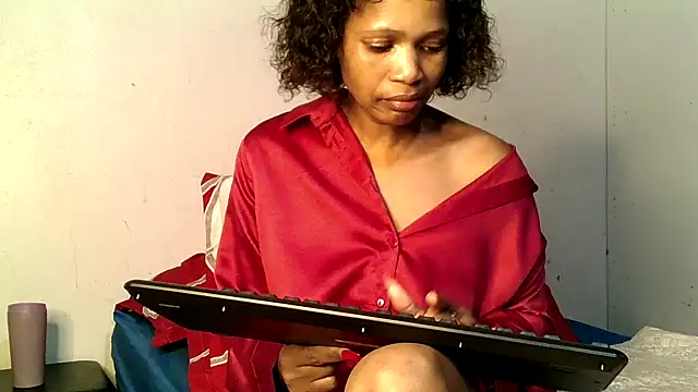 Mabelle Eveline online show from March 2026 07:09:02 PM