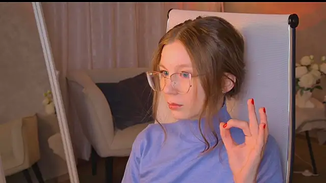 Snapshot of ElliFrankenweenie chatting on February 2026 08:43:02 AM ElliFrankenweenie online show from February 2026 08:43:02 AM