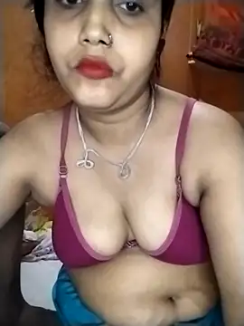 Nency Love143 online show from May 2026 05:53:02 PM