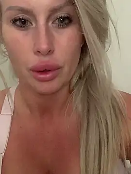 ArabellaJames online show from March 2026 10:22:02 AM