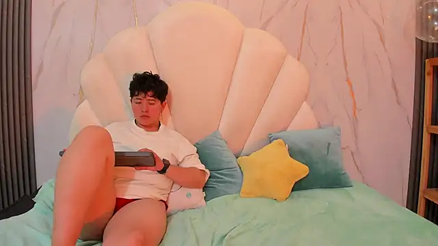 Snapshot of Gaia_n_Nix chatting on February 2026 07:34:01 PM Gaia n Nix online show from February 2026 07:34:01 PM