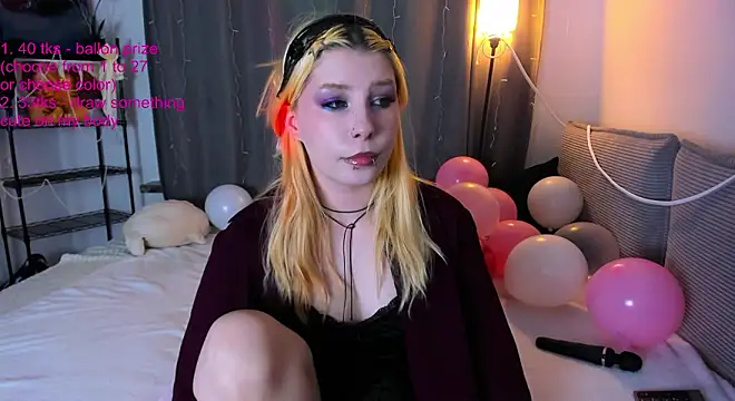 WarmAtEdges online show from February 2026 02:35:01 PM