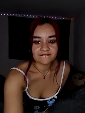 Snapshot of Lucy_allen1 chatting on February 2026 09:32:02 PM Lucy allen1 online show from February 2026 09:32:02 PM