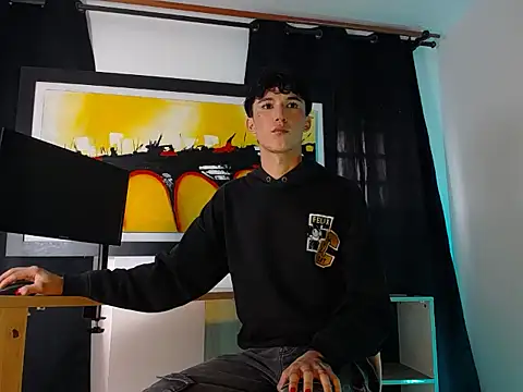 jullian ricci online show from March 2026 08:48:01 PM