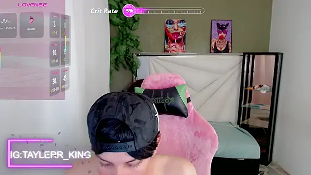 Top and bottom online show from June 2026 10:04:02 PM