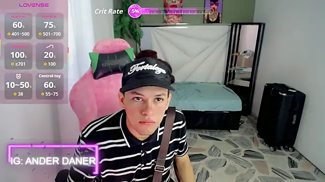 Top and bottom online show from June 2026 08:02:02 PM