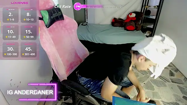 Top and bottom online show from June 2026 09:02:03 PM