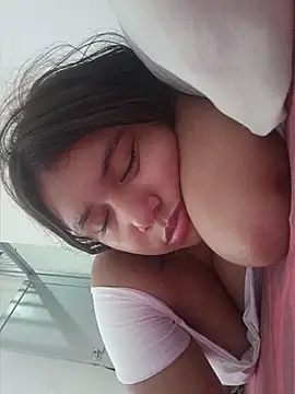 Snapshot of kandyerd chatting on March 2026 03:18:01 PM kandyerd online show from March 2026 03:18:01 PM