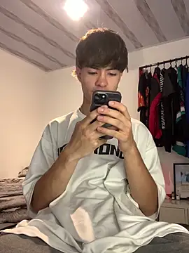 Gatito gg online show from March 2026 01:33:01 AM