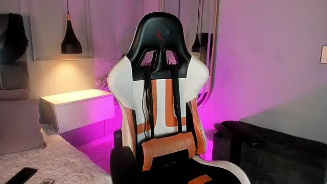 Winnie cutee online show from March 2026 03:25:02 AM