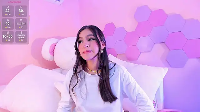 Angell-kiiss online show from February 2026 08:42:02 PM