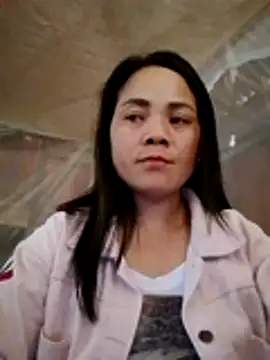 Snapshot of molly-xx chatting on February 2026 06:12:02 AM molly-xx online show from February 2026 06:12:02 AM