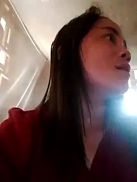 Snapshot of molly-xx chatting on March 2026 07:25:02 AM molly-xx online show from March 2026 07:25:02 AM