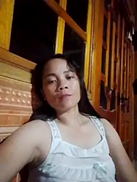 Snapshot of molly-xx chatting on July 2026 01:14:01 PM molly-xx online show from July 2026 01:14:01 PM