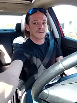 Snapshot of ShadowLove85 chatting on April 2026 06:01:02 PM ShadowLove85 online show from April 2026 06:01:02 PM