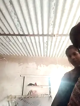 Snapshot of Anjli_hote chatting on February 2026 07:15:01 AM Anjli hote online show from February 2026 07:15:01 AM