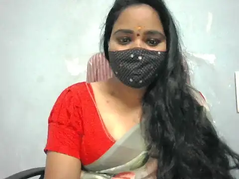 Snapshot of Rathi-priyaa chatting on July 2026 04:08:02 AM Rathi-priyaa online show from July 2026 04:08:02 AM