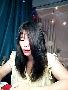 Girl-crazy1 online show from April 2026 11:51:02 PM