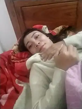 cute-shine online show from February 2026 03:54:02 PM