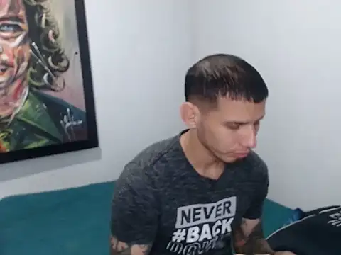 Snapshot of HotSinlge chatting on February 2026 02:05:01 PM HotSinlge online show from February 2026 02:05:01 PM