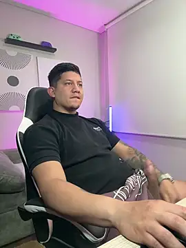  robertobaggioo online show from February 2026 12:26:01 PM