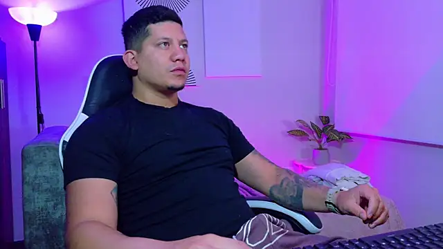  robertobaggioo online show from July 2026 12:25:01 PM
