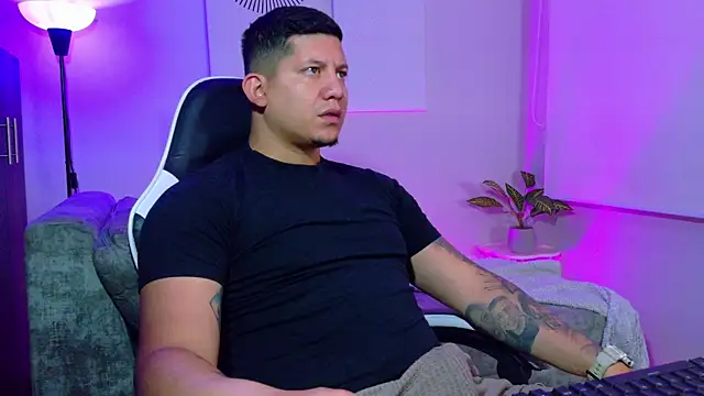  robertobaggioo online show from July 2026 12:15:02 PM