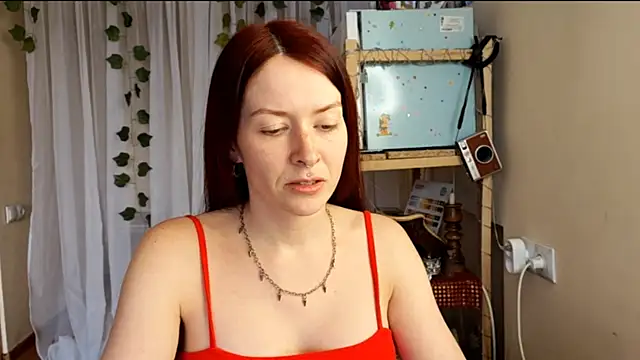 Snapshot of Kamila_Moore_ chatting on March 2026 02:45:02 PM Kamila Moore online show from March 2026 02:45:02 PM