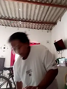 Snapshot of PerlaCurvasgrandes chatting on February 2026 06:37:02 PM PerlaCurvasgrandes online show from February 2026 06:37:02 PM