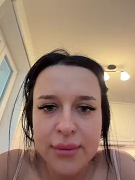 Katty Pery online show from March 2026 02:10:01 PM