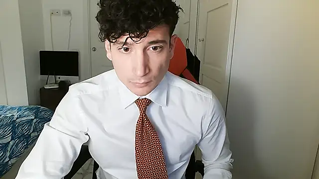 Snapshot of MaskSuit chatting on February 2026 06:13:01 PM MaskSuit online show from February 2026 06:13:01 PM