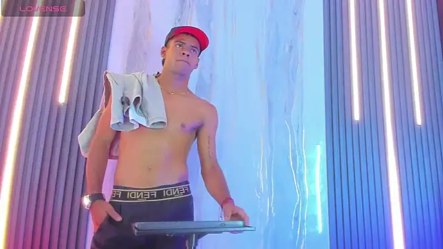 Snapshot of Vicky_and_Jeyco chatting on February 2026 08:20:02 PM Vicky and Jeyco online show from February 2026 08:20:02 PM