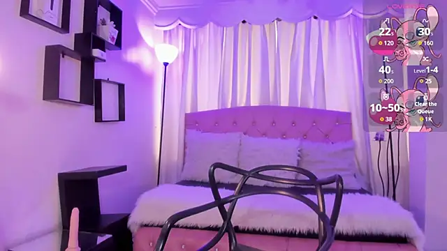 Aurora Ellis  online show from March 2026 01:04:02 PM