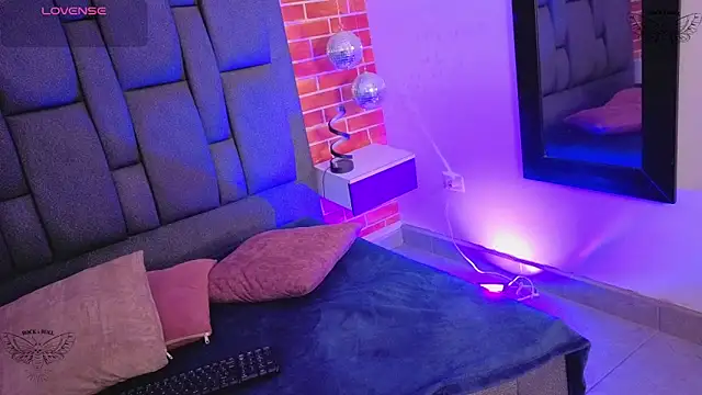 Snapshot of kiitydoll chatting on February 2026 07:32:02 PM kiitydoll online show from February 2026 07:32:02 PM