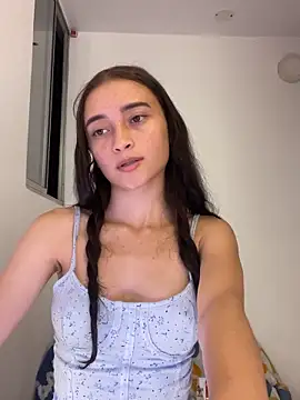 candy deluxe online show from February 2026 12:45:02 AM