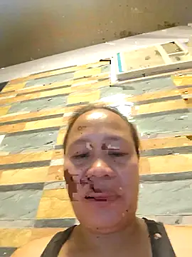 squirtshantal online show from November 2025 08:41:02 PM