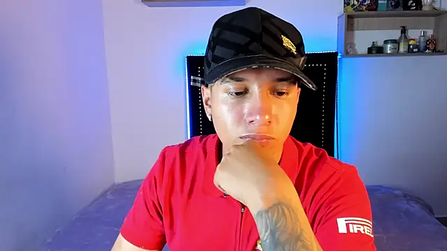 Jhony rayder online show from February 2026 01:33:01 AM